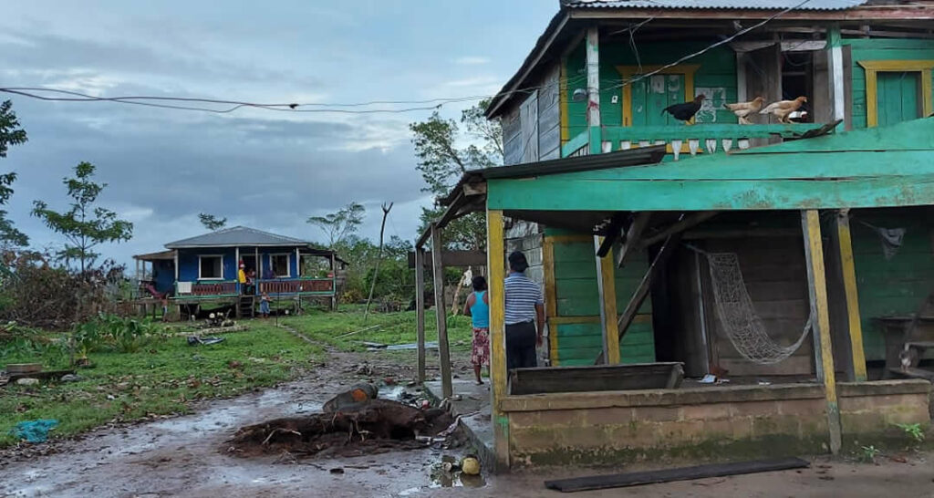 Continúa labor humanitaria por parte de brigadistas universitarios