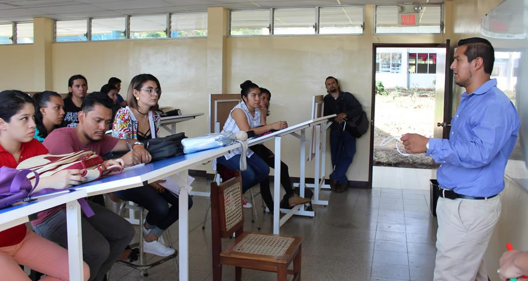 Quehacer del trabajador universitario