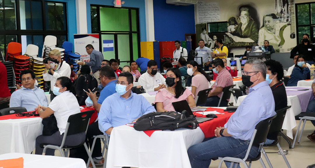 UNAN-Managua capacita a los mentores sobre el manejo de Arduino e impresión 3D