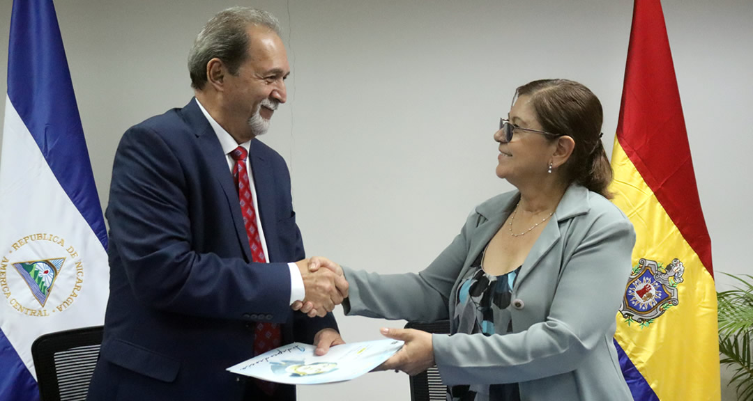 UNAN-Managua y ULAC aúnan esfuerzos para impulsar los estudios de posgrado