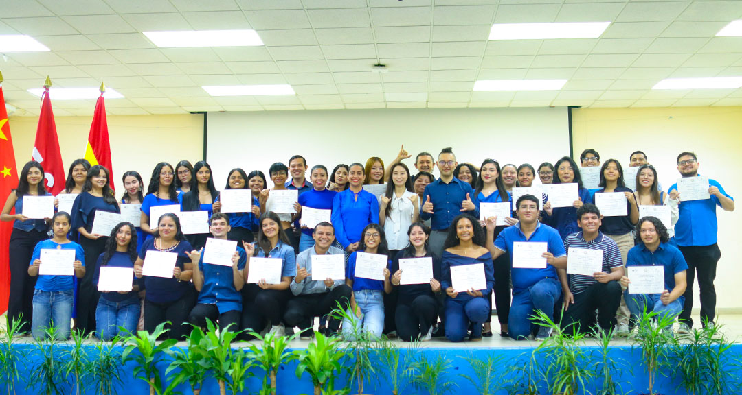 Estudiantes celebran habilidades y aprendizajes adquiridos para el dominio del idioma chino