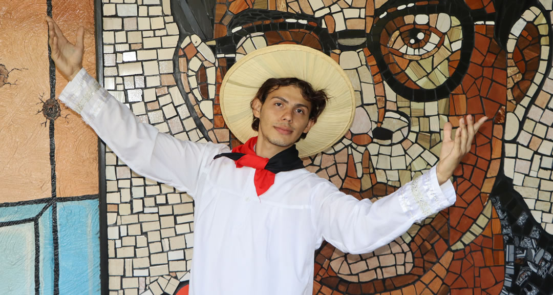 Sharys Antonio Jarquín Talavera, apasionado de la danza y las Ciencias Sociales