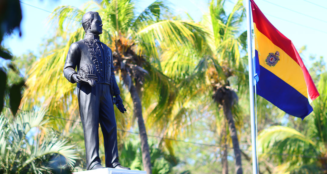 Militancia sandinista rinde homenaje al Príncipe de las Letras Castellanas