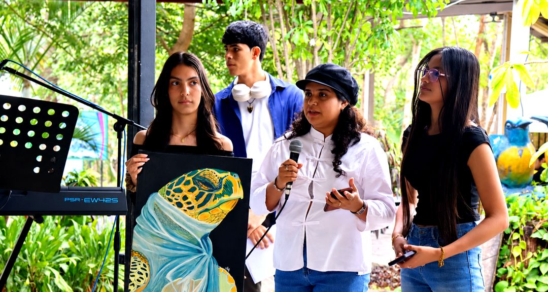 Universitarios convierten la pintura, como expresión artística, en una herramienta de conciencia ambiental