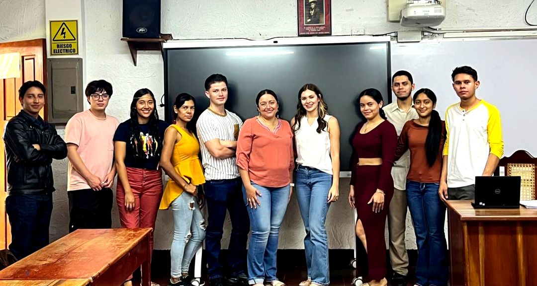 Reforzamiento en habilidades del idioma inglés, estrategia que motiva la permanencia estudiantil y mejora el rendimiento académico