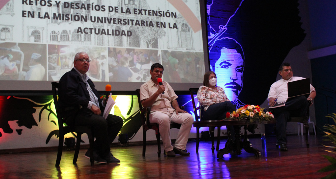 UNAN-Managua presente en II Simposio de Proyección Social