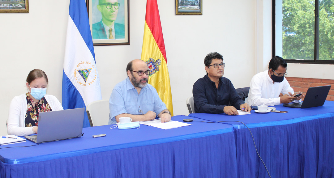 Académicos debaten sobre la política de intervención del gobierno de los EE.UU contra Nicaragua