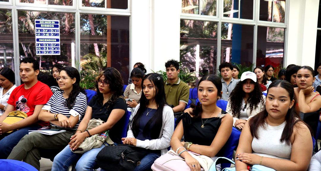 Universitarios celebran Autonomía de la Costa Caribe