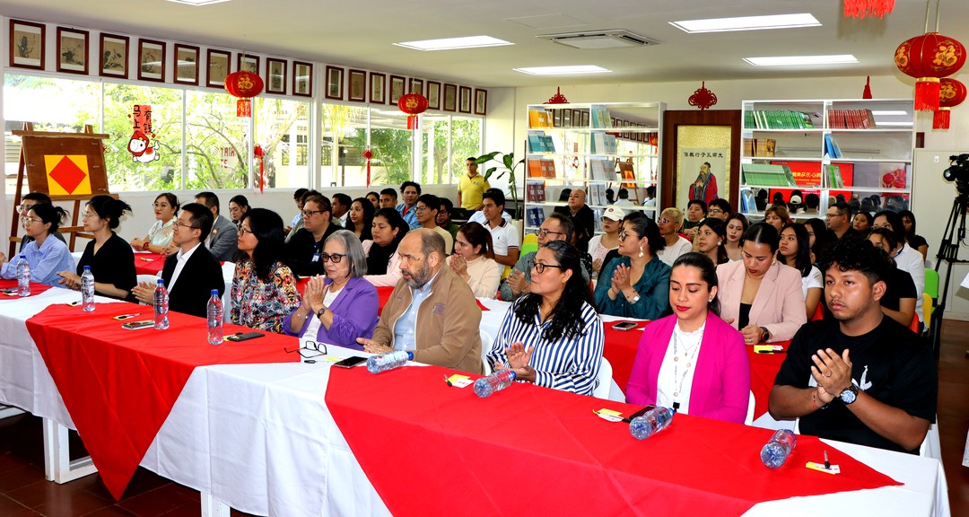 Instituto Confucio celebra Año Nuevo Chino o Fiesta de la Primavera