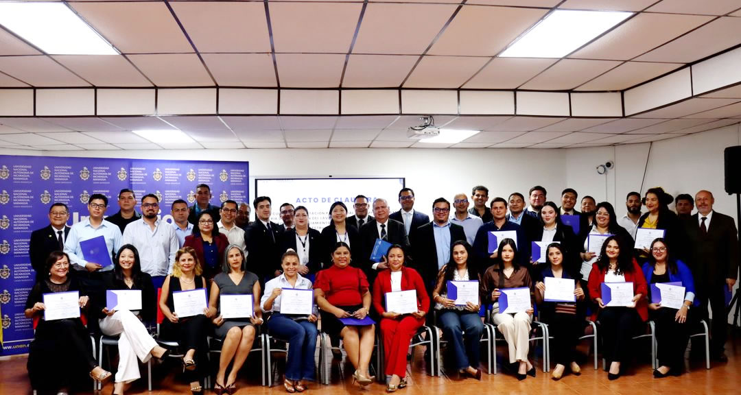 Funcionarios culminan programa de formación sobre Prevención de Lavado de Activos