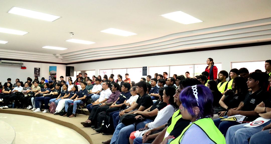 Universitarios intercambian experiencias sobre Higiene y Seguridad del Trabajo