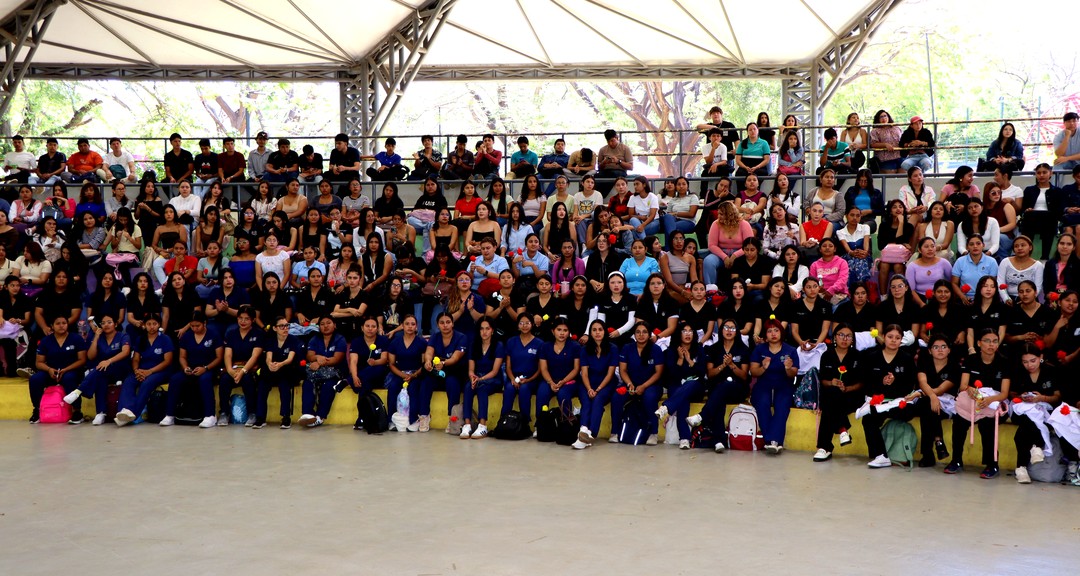 Universitarios participan en diversas actividades conmemorativas al Día de la Mujer