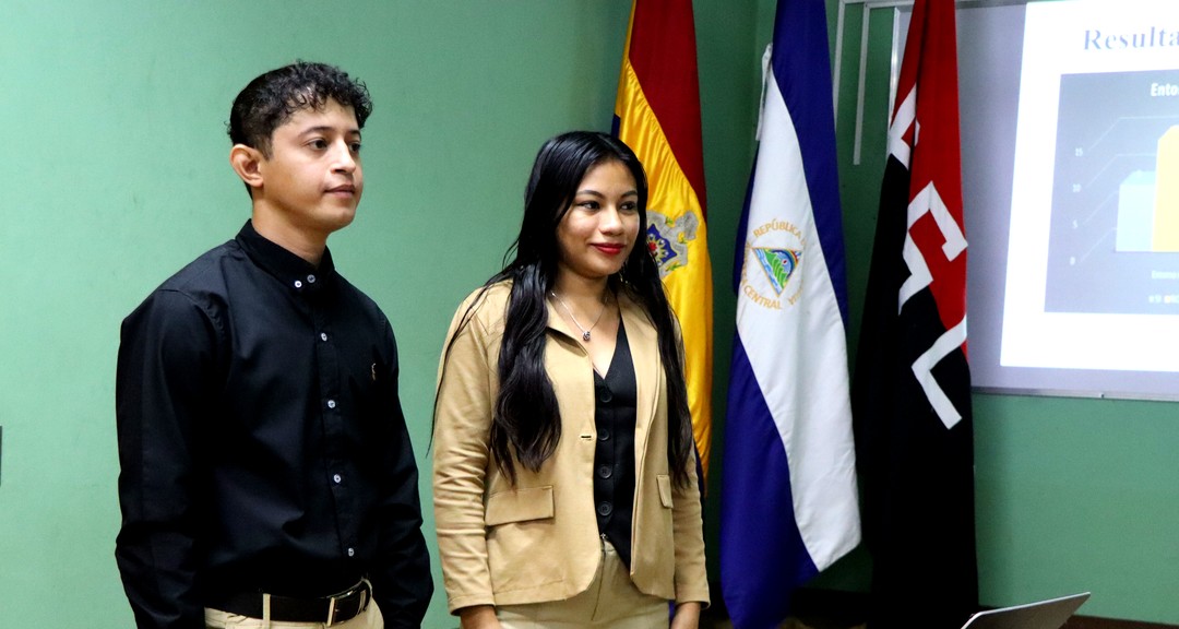 Universitarios concluyen exitosamente su formación profesional