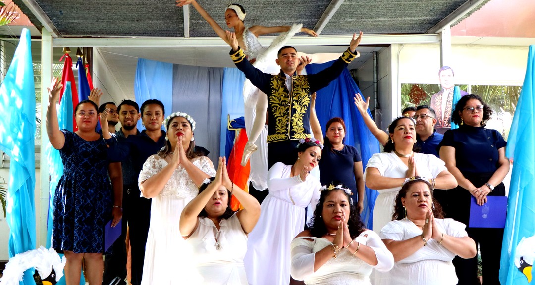 Con mosaico dariano se rinde homenaje a nuestro poeta universal