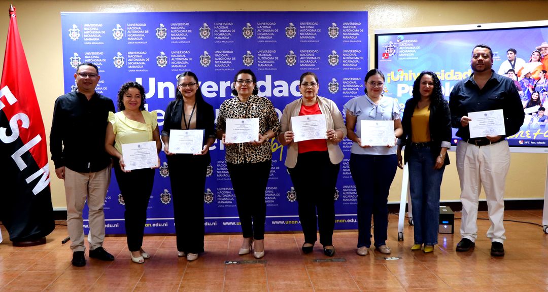 Protagonistas de la Estrategia de Internacionalización reciben certificado de formación en IA