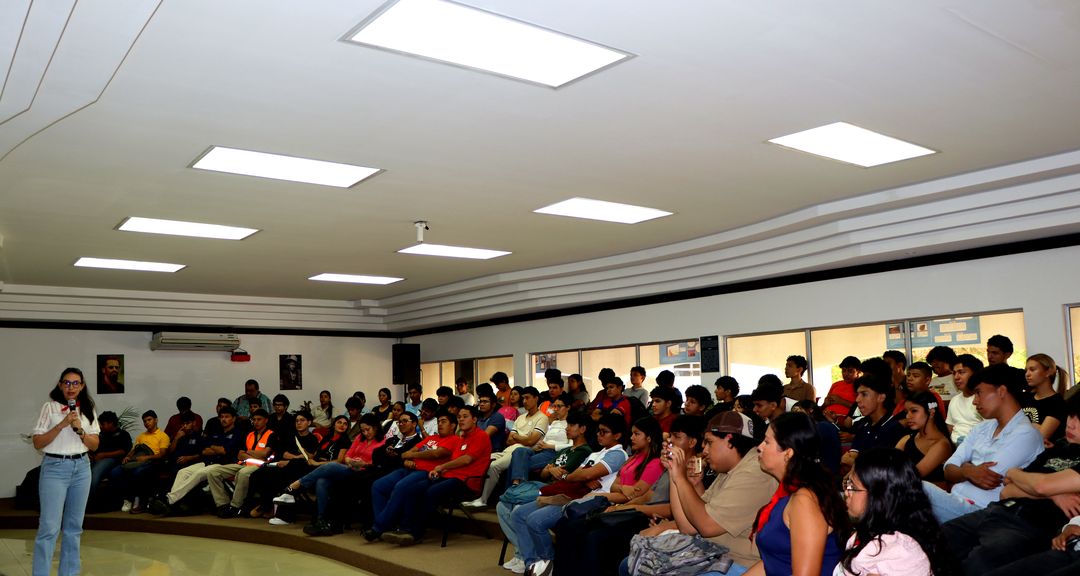 Conferencia resalta el aporte de los minerales al desarrollo tecnológico