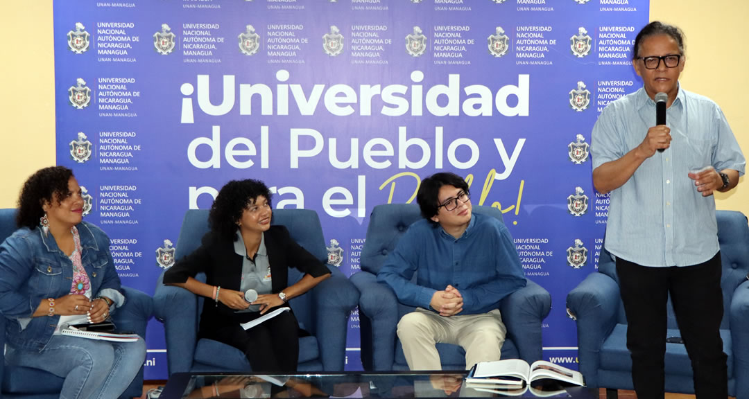 Universitarios reflexionan sobre el legado cultural de Otto de la Rocha
