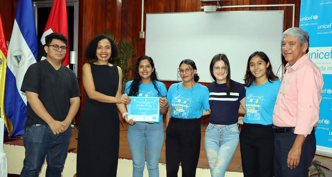Voluntariado Universitario Pilas Puestas recibe reconocimiento de la UNAN-Managua y UNICEF