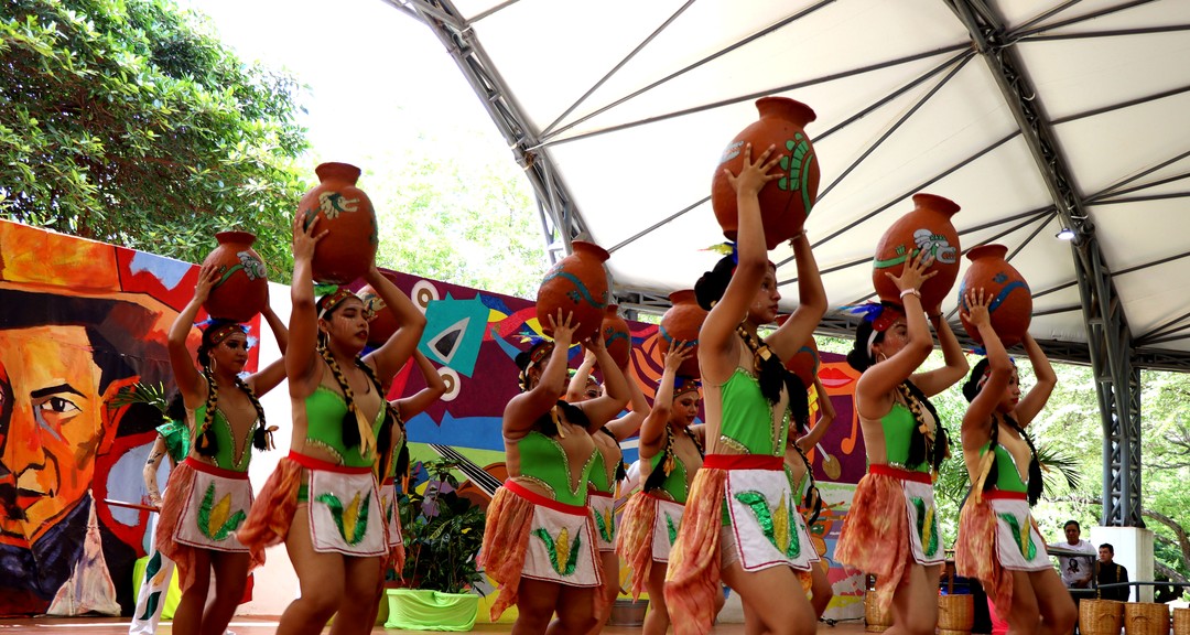 Riqueza cultural de la Costa Caribe sobresale en Festival Interuniversitario