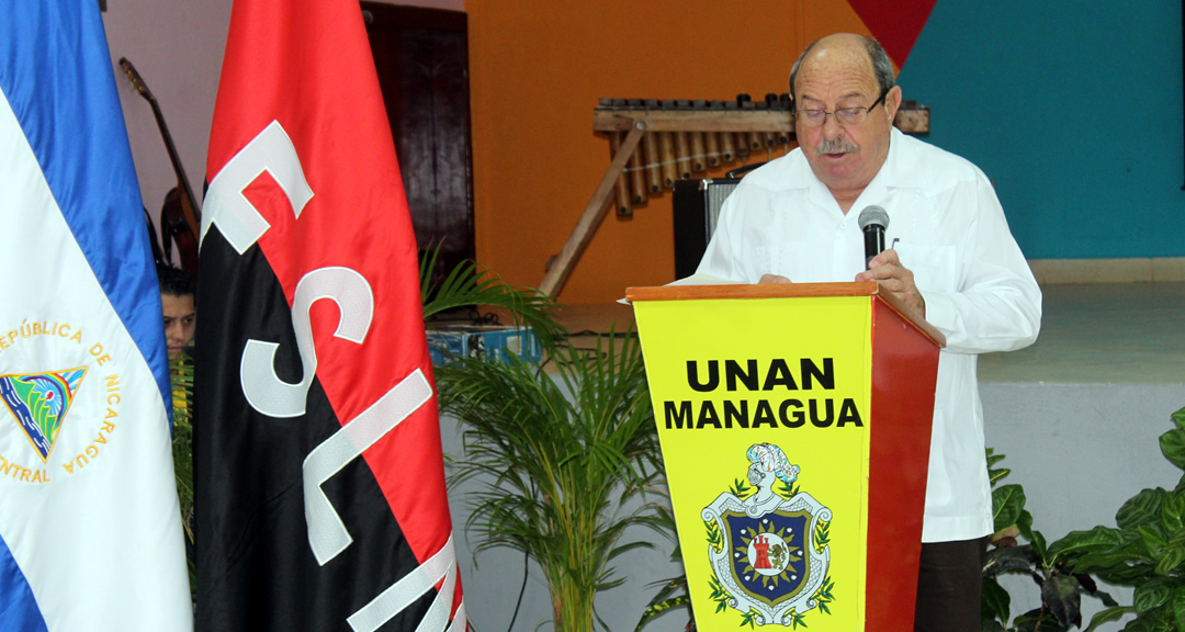 Doctor Gil Ramón González, coordinador de la maestría.