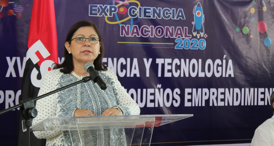 Maestra Ramona Rodríguez Pérez, Rectora de la UNAN-Managua y Presidenta del CNU durante su intervención.