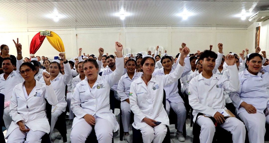 133 enfermeras y enfermeros de UNICAM fortalecerán el Sistema de Salud en sus municipios