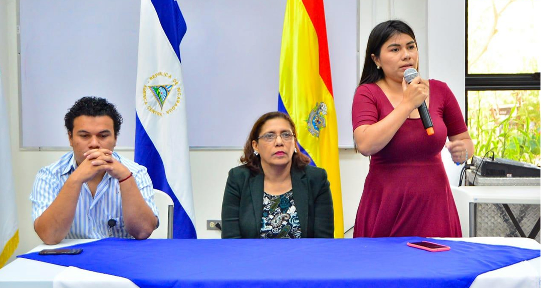 MSc. Norling Solís y Dra. Maritza Andino de la UNAN-Managua y Darling Hernández, del MINJUVE