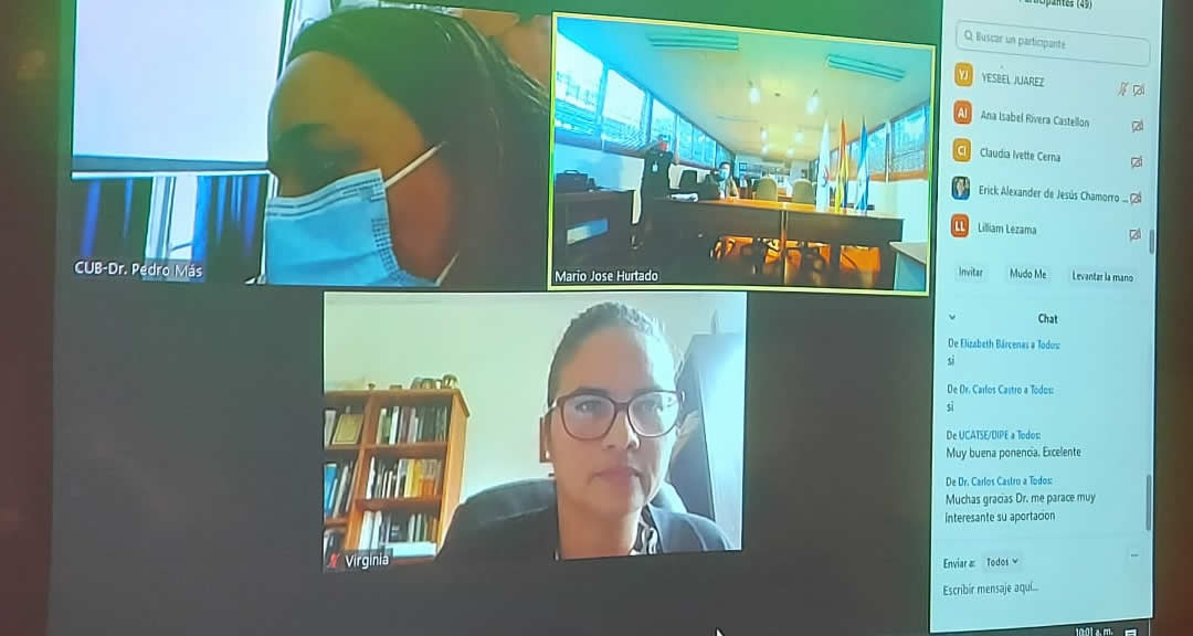 La Dra. Virginia Núñez Samudio, investigadora y médico epidemióloga del Ministerio de Salud de Panamá durante su ponencia.