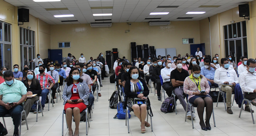 Participantes del acto inaugural de la JUDC, en su 38 edición.