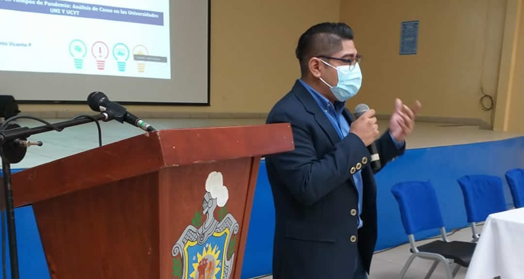 MSc. Elmer Antonio Vicente Pavón, de la UNI, diserta en el congreso 