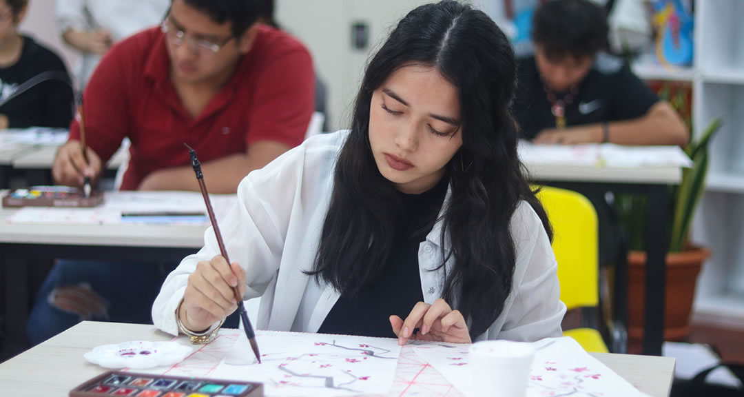 Talento artístico-cultural de la juventud universitaria se fortalece con cursos