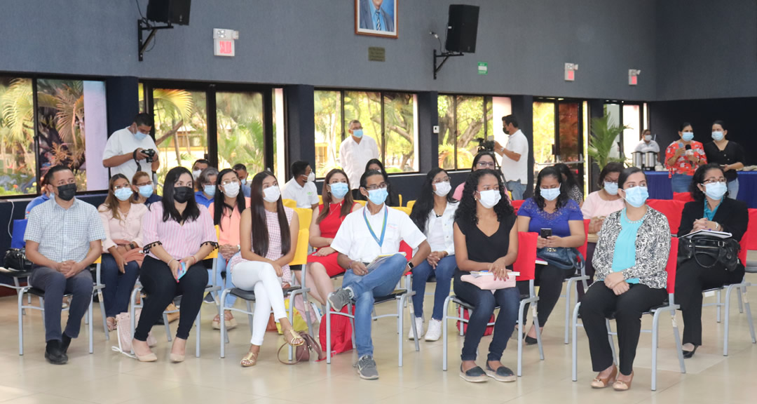 Participantes de la inauguración del diplomado