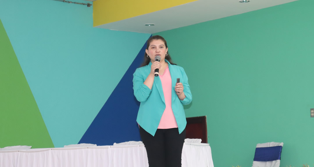 Maestra Violeta Gago, directora de innovación de la UNAN-Managua