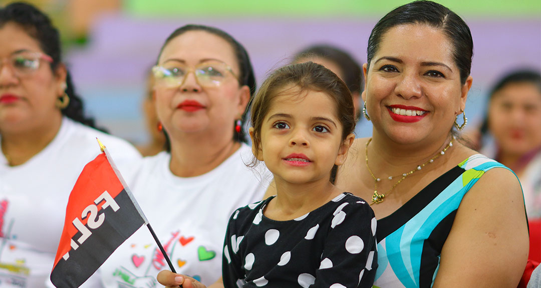 UNAN-Managua celebra a las madres universitarias