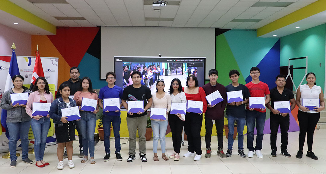 Estudiantes y protagonistas del proyecto INCUBEPSS reciben reconocimiento a su protagonismo y aportes al desarrollo
