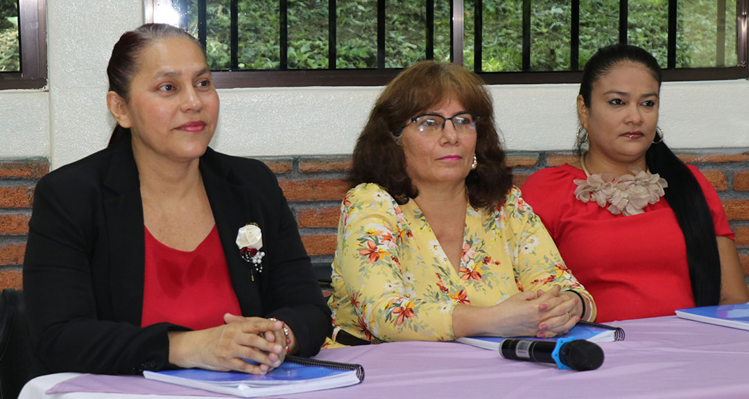 Miembros del Comité Evaluador