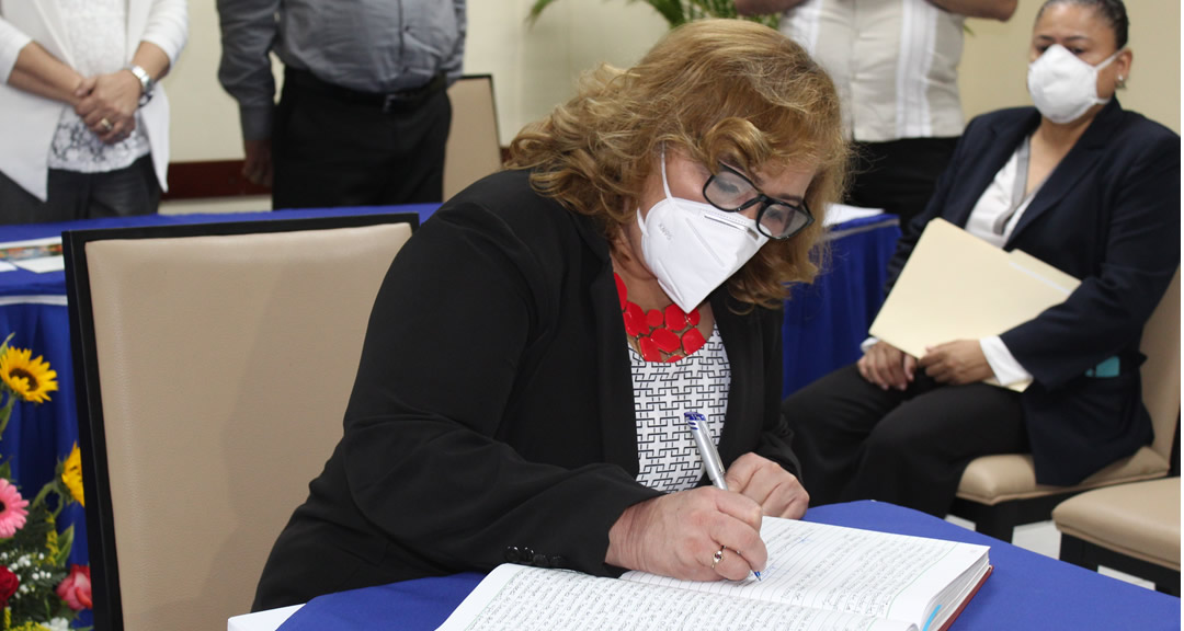 MSc. Ligia Mercedes Pasquier Guerrero, Directora de Nutrición.