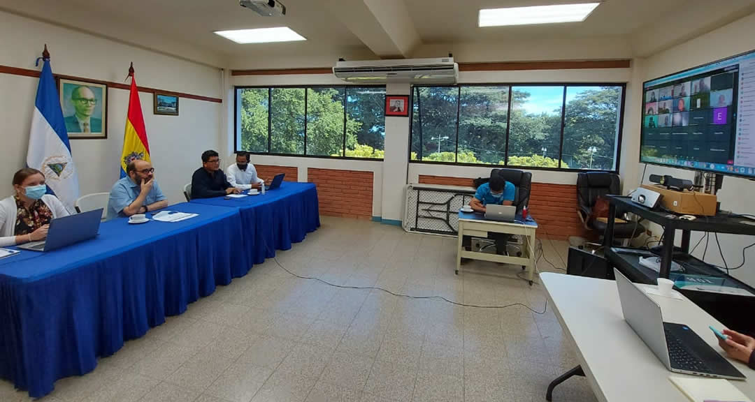 Participantes en el webinario sobre política de intervención del gobierno de los EU contra Nicaragua.