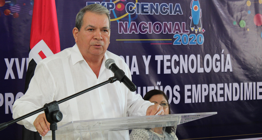 General en Retiro, Omar Halleslevens, Presidente del CONICYT y Ministro delegado del presidente de la República para Asuntos Específicos.