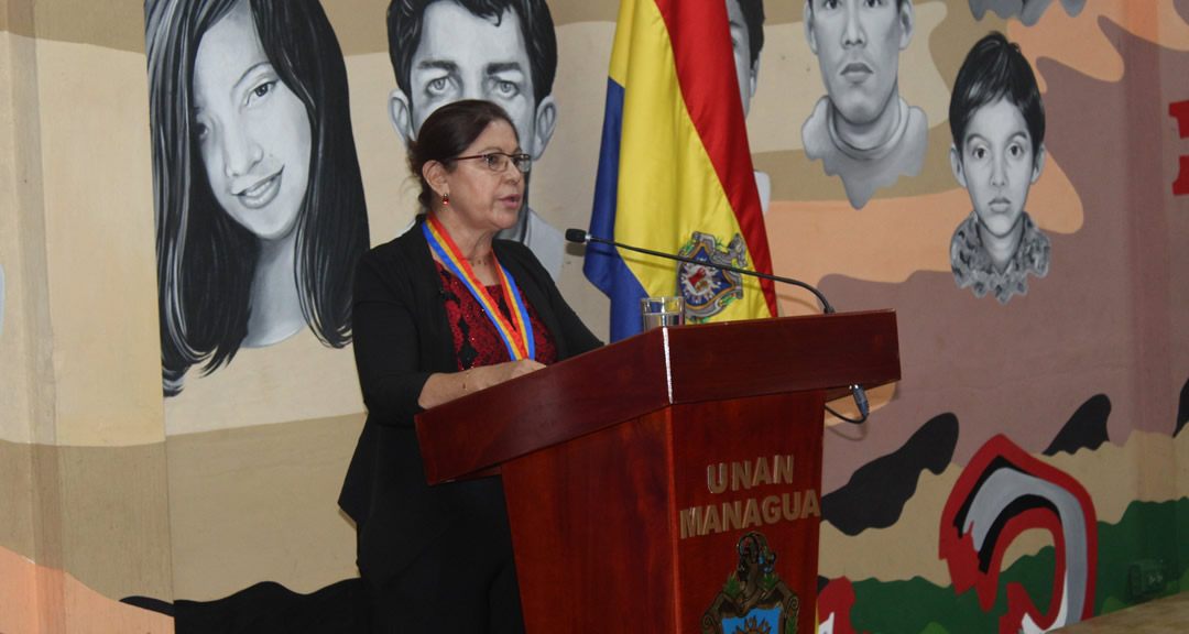 Maestra Ramona Rodríguez Pérez, Rectora de la UNAN-Managua.
