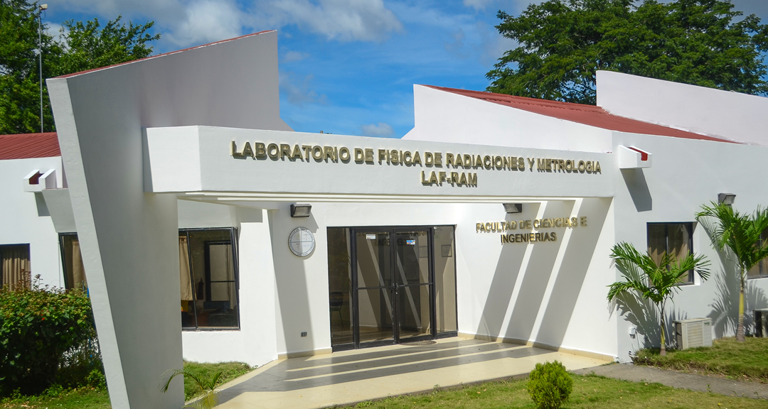 Laboratorio de la UNAN-Managua, de referencia nacional e internacional. 