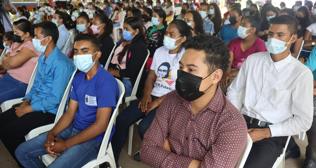 Participantes del acto de premiación