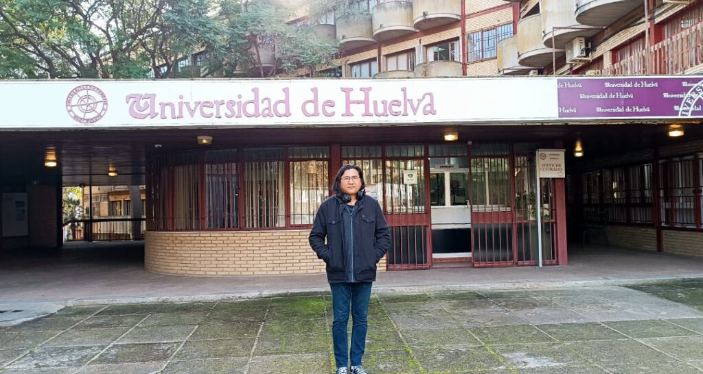 Docente de la Facultad de Educación e Idiomas cursa estudios de doctorado en España