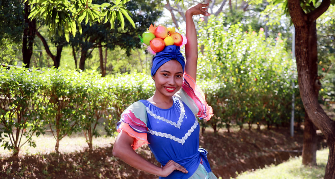 Además de dedicarse a sus estudios, Gudiel dispone de su tiempo para la danza y el trabajo