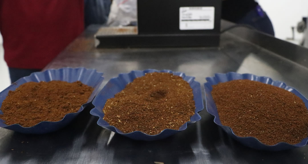 Café molido y tostado por estudisntes de Agroindustria