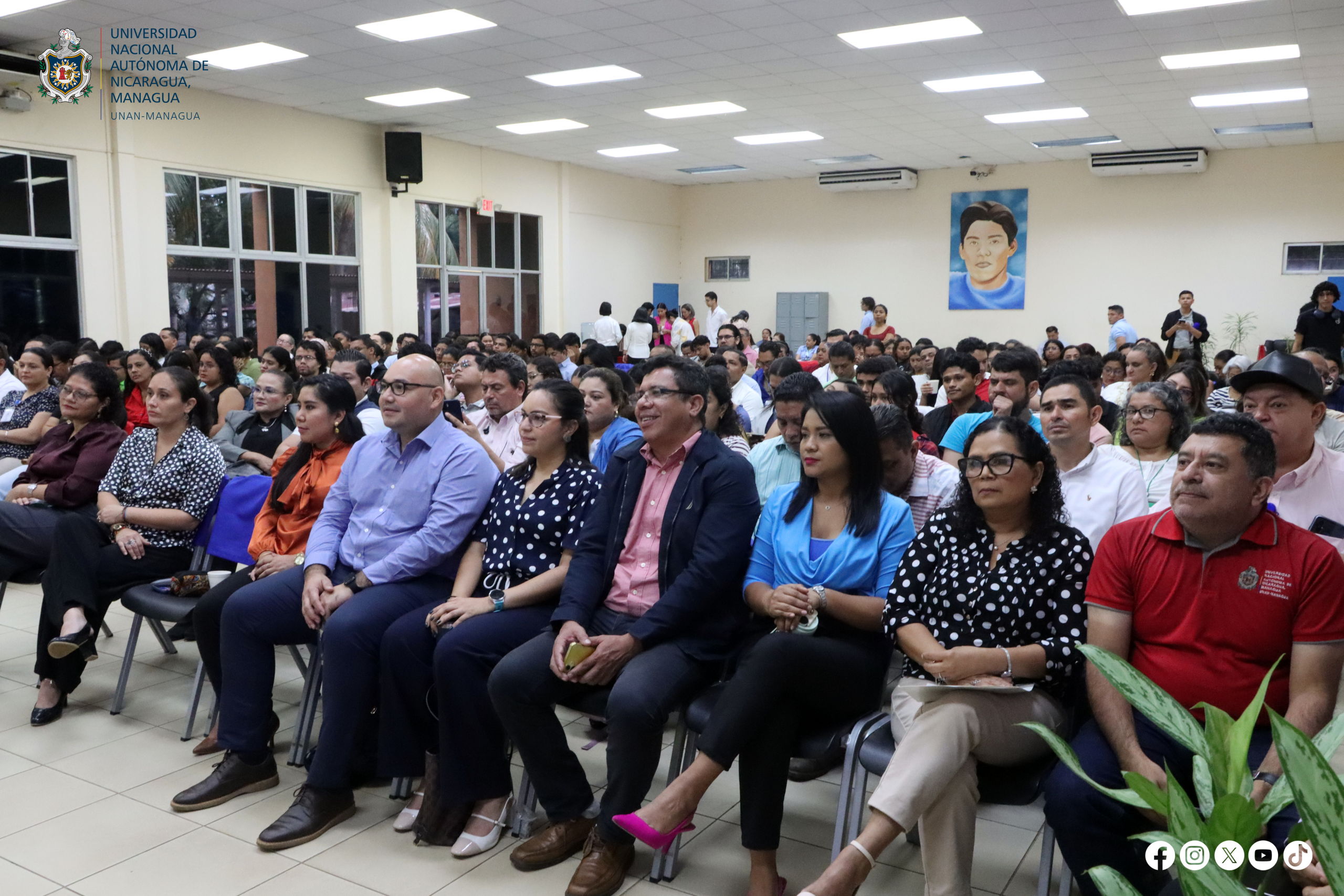 Congreso Científico de educación “Intercambio de Saberes y experiencias para el desarrollo humano pleno de la persona, familia y comunidad (6)