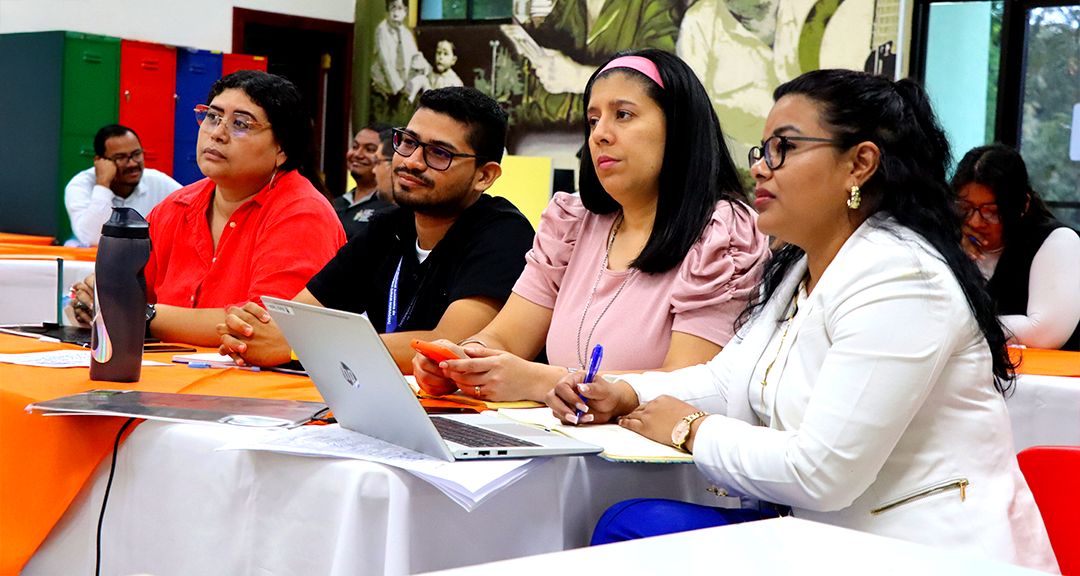 Docentes investigadores fortalecen conocimientos metodológicos para la investigaciones colaborativas
