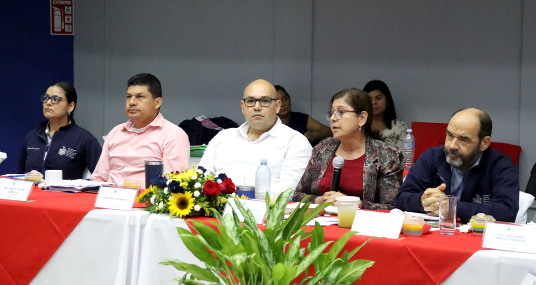 Consejo Universitario recorre las instalaciones del CIES UNAN-Managua