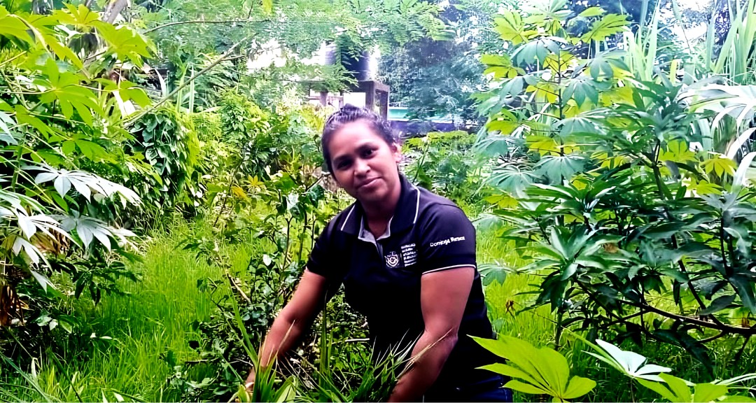 Dominga Romero: la extraordinaria estudiante de UNICAM que nunca se rinde, que está cultivando su futuro con intenso trabajo y educación