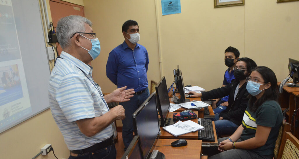 Ciencias Médicas imparte taller de gestión de información a estudiantes investigadores